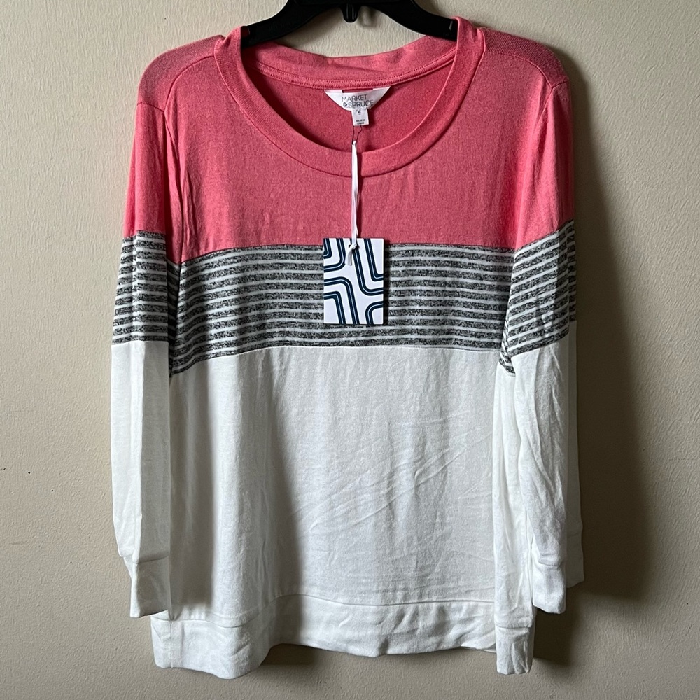 Market & Spruce Pink, Gray, and White Crew Neck Sweater